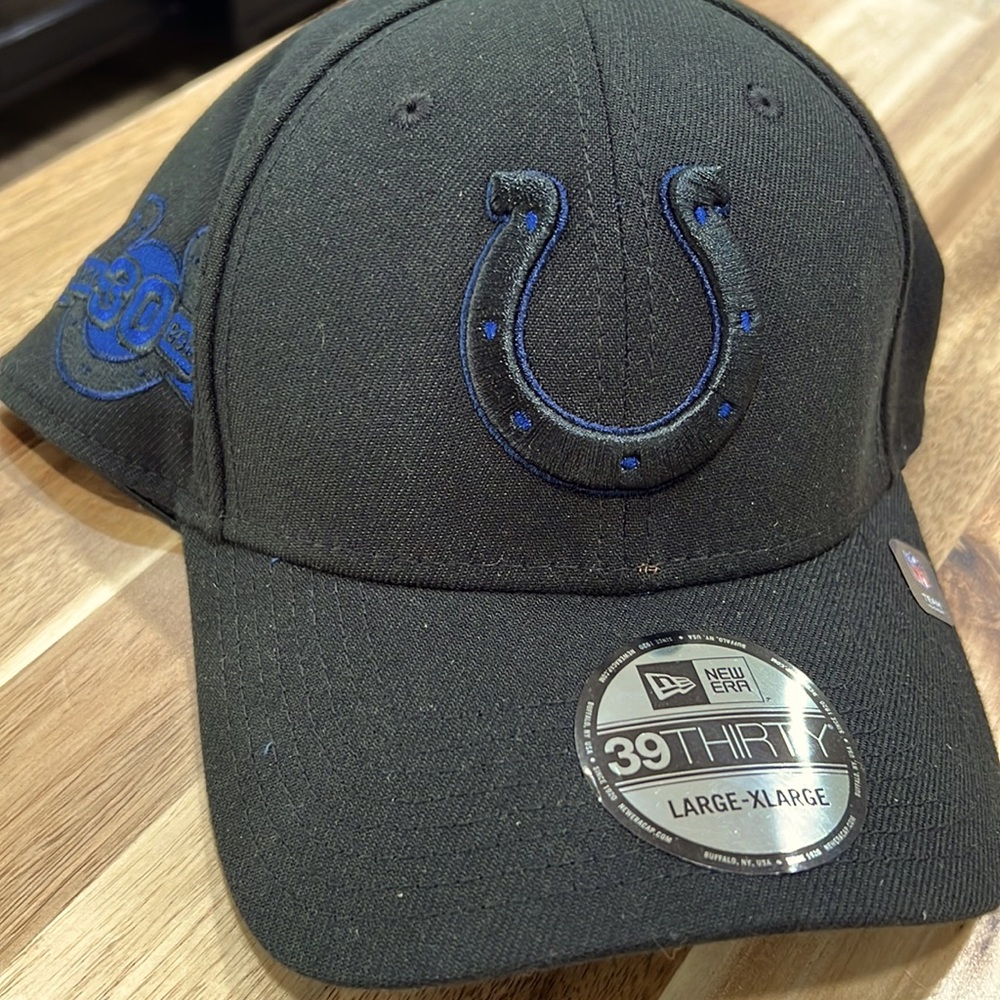 NWT Colts New Era 39Thirty, FlexFit black hat, L/XL, never worn